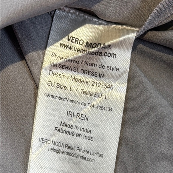 Vero Moda Grey VM SARA A-line Midi Dress with Flutter Sleeves Size Large - Picture 5 of 5